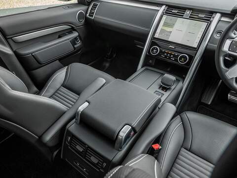 Land Rover Discovery R-Dynamic Hse - U5595