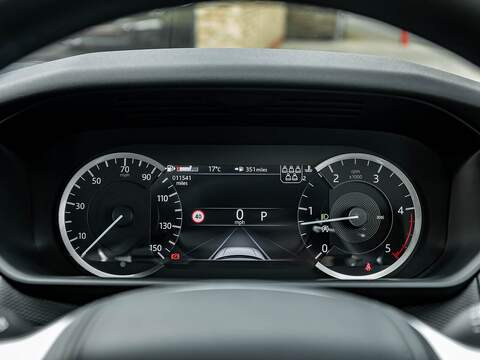 Land Rover Discovery R-Dynamic Hse - U5595