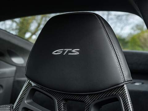 Porsche 911 Carrera Gts Pdk - U5599