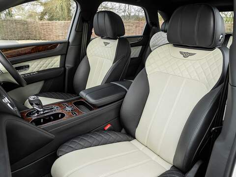 Bentley Bentayga W12 - U5600
