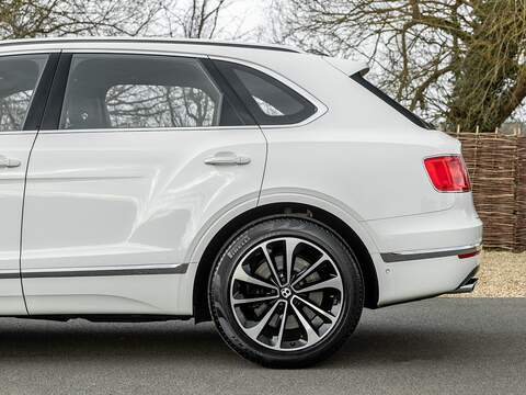 Bentley Bentayga W12 - U5600