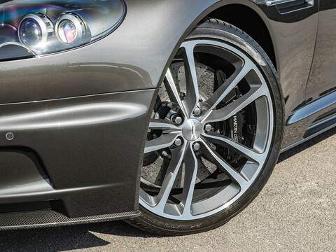 Aston Martin Dbs V12 - U5602