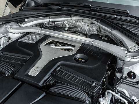 Aston Martin Dbx V8 - U5604