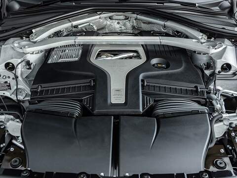 Aston Martin Dbx V8 - U5604