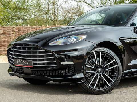Aston Martin Dbx V8 - U5604