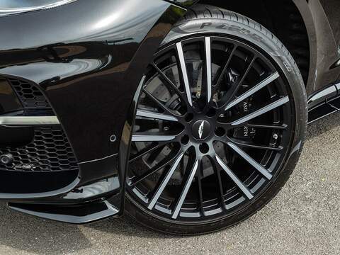 Aston Martin Dbx V8 - U5604