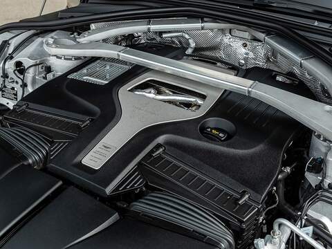 Aston Martin Dbx V8 - U5604