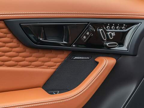 Jaguar F-Type 75 - U5606