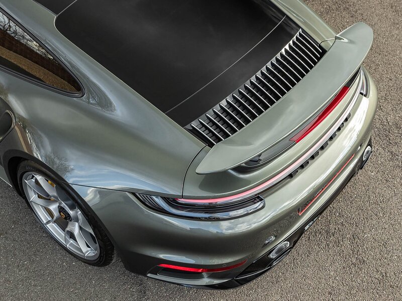 Porsche 911 (992) Turbo Coupe PDK - Large 61