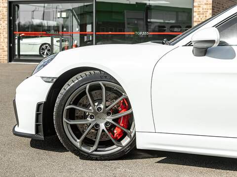 Porsche 718 Cayman Gt4 - U5612
