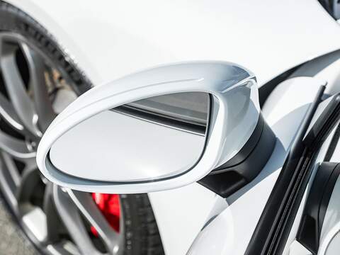 Porsche 718 Cayman Gt4 - U5612