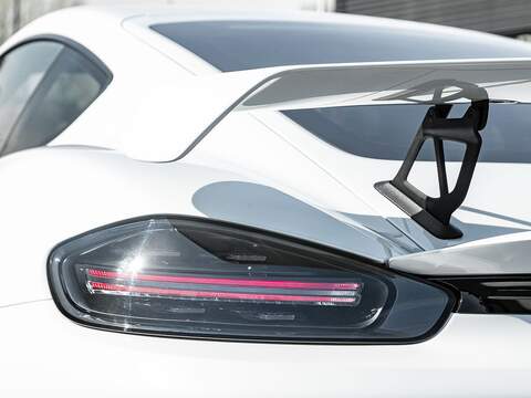 Porsche 718 Cayman Gt4 - U5612