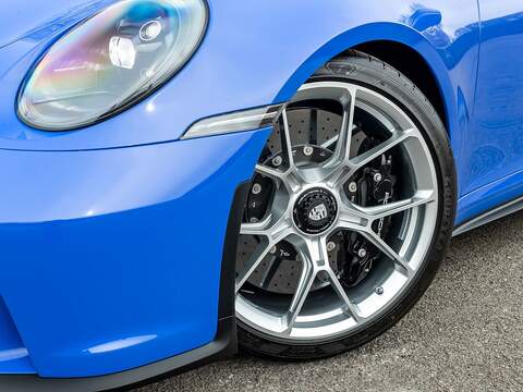 Porsche 911 Gt3 Touring - U5614
