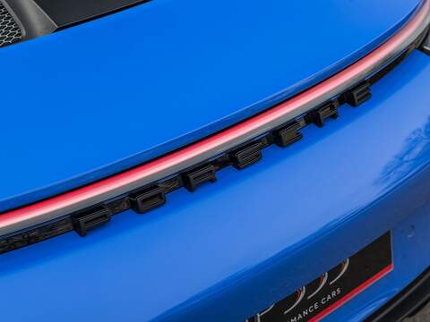 Porsche 911 Gt3 Touring - U5614