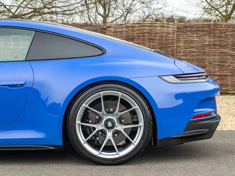 Porsche 911 Gt3 Touring - U5614