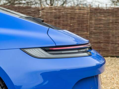 Porsche 911 Gt3 Touring - U5614