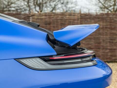 Porsche 911 Gt3 Touring - U5614
