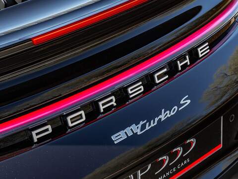 Porsche 911 Turbo S Pdk - U5623