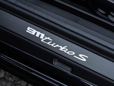 Porsche 911 Turbo S Pdk - U5623