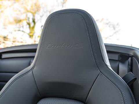 Porsche 911 Turbo S Pdk - U5623