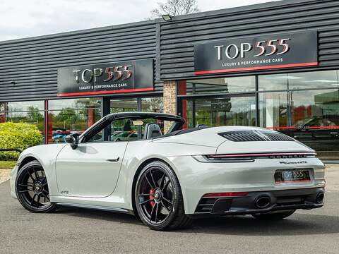 Porsche 911 Carrera 4 Gts Pdk - U5625