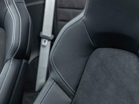 Porsche 911 Carrera 4 Gts Pdk - U5625