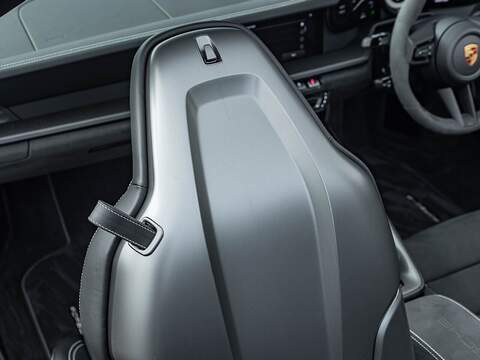 Porsche 911 Carrera 4 Gts Pdk - U5625