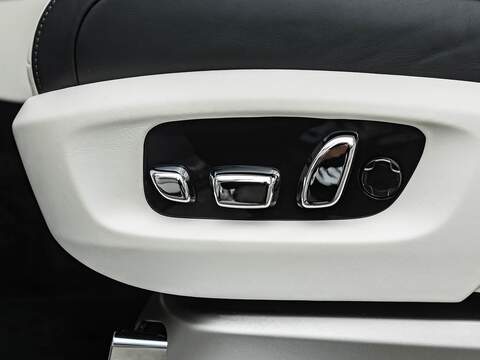 Rolls Royce Cullinan V12 - U5628