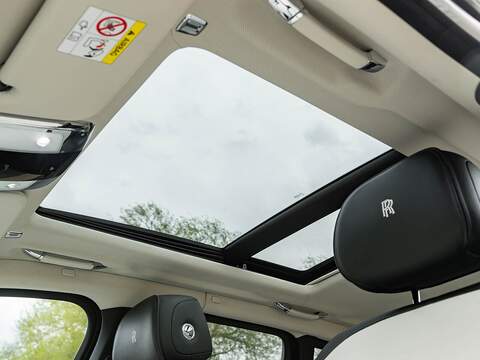 Rolls Royce Cullinan V12 - U5628