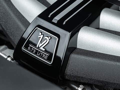 Rolls Royce Cullinan V12 - U5628