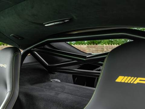 Mercedes-Benz Gt Amg Gt R Premium - U5640