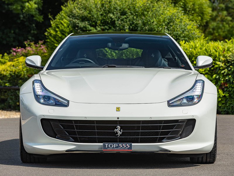 Ferrari GTC4 Lusso T - Large 3