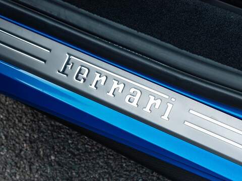 Ferrari 488 Spider - U5646