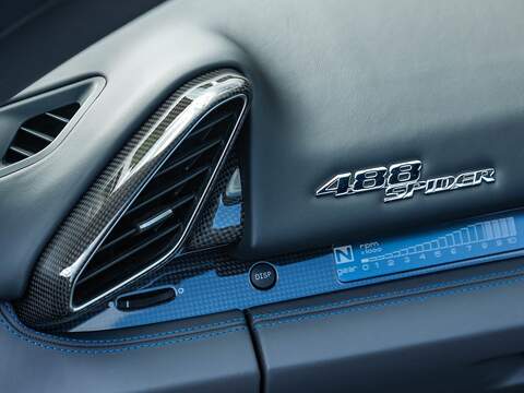 Ferrari 488 Spider - U5646