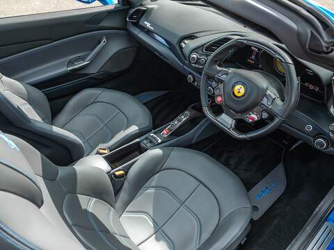 Ferrari 488 Spider - U5646