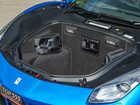 Ferrari 488 Spider - U5646