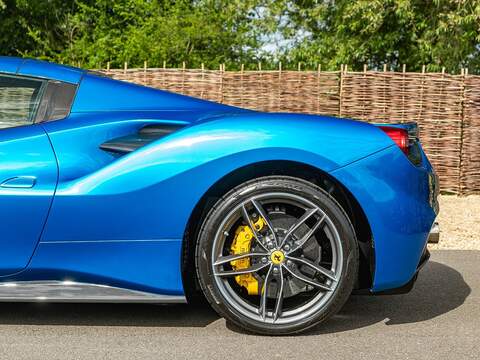 Ferrari 488 Spider - U5646