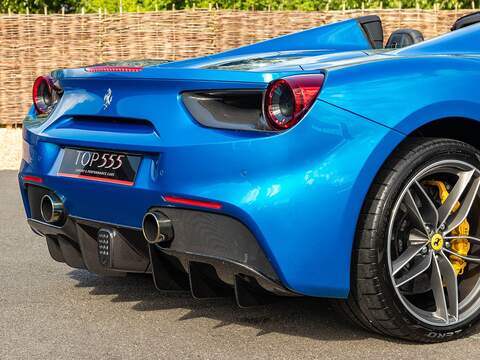 Ferrari 488 Spider - U5646