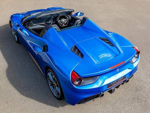 Ferrari 488 Spider - U5646