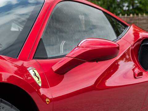 Ferrari 488 Pista Vs - U5647