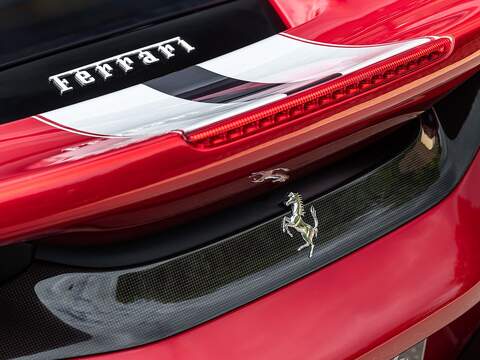 Ferrari 488 Pista Vs - U5647
