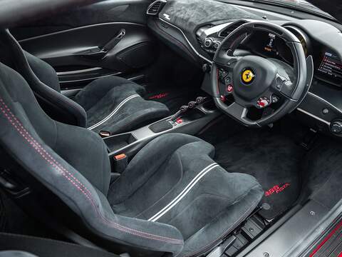 Ferrari 488 Pista Vs - U5647