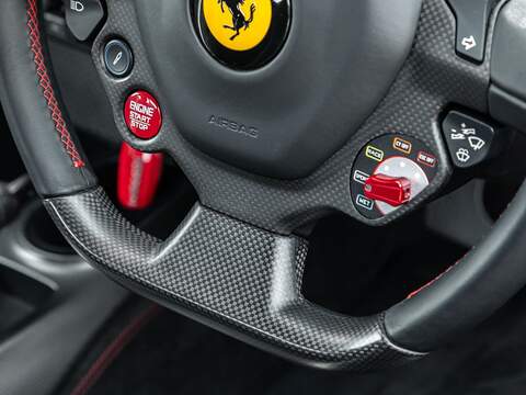 Ferrari 488 Pista Vs - U5647