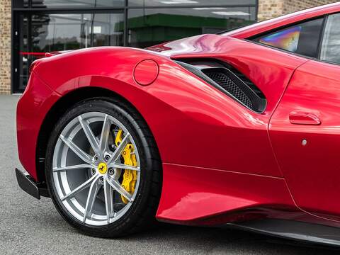 Ferrari 488 Pista Vs - U5647
