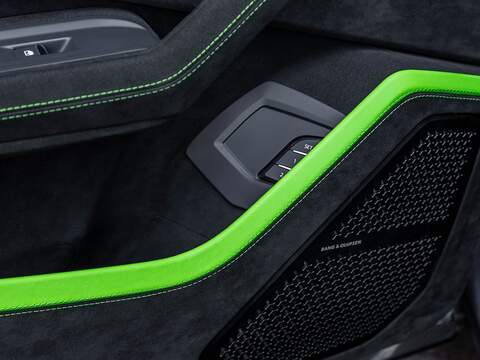 Lamborghini Urus V8 Performante - U5650