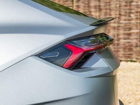 Lamborghini Urus V8 Performante - U5650