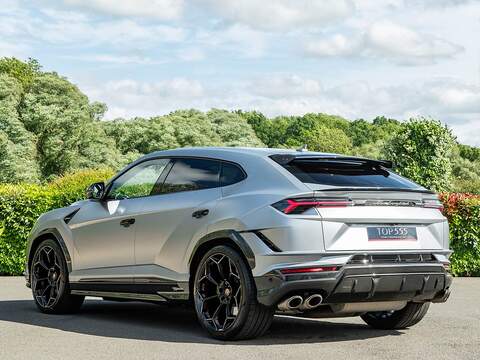 Lamborghini Urus V8 Performante - U5650