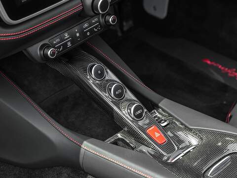 Ferrari Portofino M - U5652