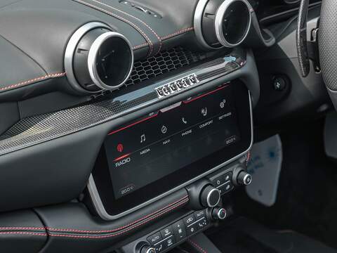 Ferrari Portofino M - U5652
