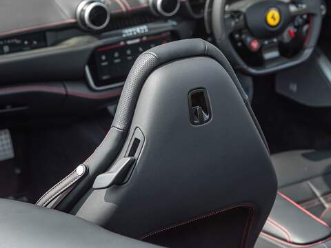 Ferrari Portofino M - U5652